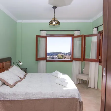 Mogaren Bed & Breakfast *