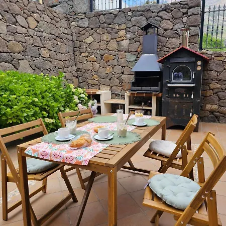 Mogaren Bed & Breakfast *